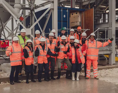 Origen High Vis Team Crop1